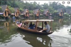 Kunjungan Wisatawan...
