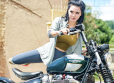 Naik Motor Mini, Wika...