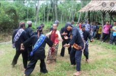 Ronggeng Gunung Pangandaran,...