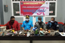 HP hingga Uang Tunai...
