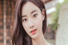Hyunjoo ex APRIL Angkat...