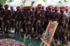 Penghormatan Terakhir,...