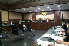 Suap Bansos Covid-19,...