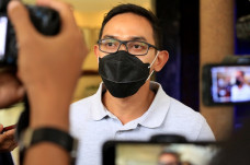 Nekat Masuk Surabaya...
