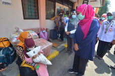 Tangis Kartini PMI Asal...