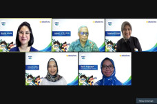AQUA dan Sekolah.mu...