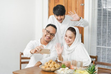 Masih Pandemi, Yuk Rayakan...