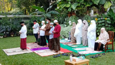 Mengintip Kesederhanaan...