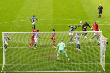 Alisson Becker Berharap...
