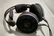 Ini Deretan Headphone...