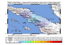 Gempa Bumi M 4,9 Berpusat...