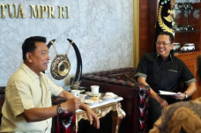 Duet Bamsoet-Moeldoko...