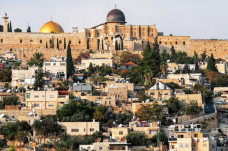 Israel Izinkan Pawai...