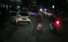 Jambret HP Terekam Kamera...