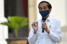 Alasan Jokowi Pilih...