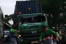 Video Viral, Pengemudi...