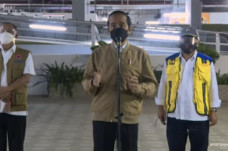 Siap Beroperasi, Jokowi:...