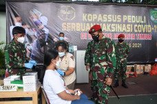 Danjen Kopassus Tinjau...