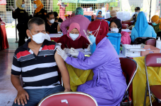 Limbah Masker Tak Terkendali,...