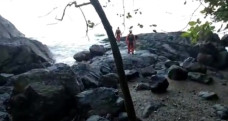 Asyik Mancing Pria Sambas...