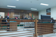 Kasus Internet Desa,...