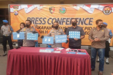 Edan! Pasutri di Cilegon...