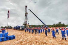 Pertamina Gelar Upacara...