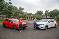 2 Unit Honda City Hatchback...