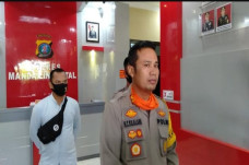 Bupati Madina Berang...