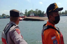 Kapal Kemenkumham Tenggelam...