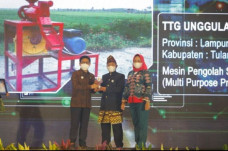 Mesin Padi Karya Warga...