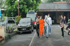 Pelaku Penganiayaan...
