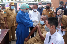 Pupuk Kaltim Salurkan...