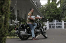 Dukung Kebangkitan Brand...