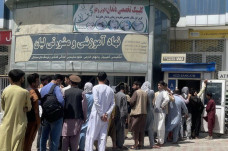 Bank-bank Afghanistan...