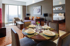 Oakwood Hotel Surabaya...