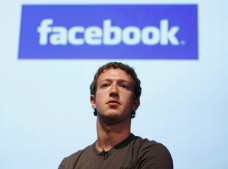 Facebook Berencana Ganti...
