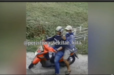 Terekam CCTV, 2 Jambret...