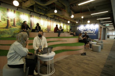 Bisnis Makin Dinamis,...