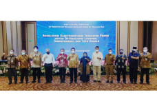 Hadiri Penandatanganan...