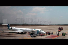 Garuda Tutup Sebagian...