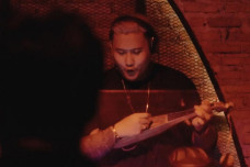 Tanpa Canggung, DJ Ini...
