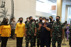 Panglima TNI Cek Bandara...