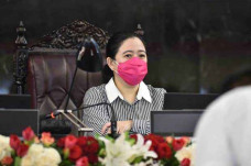 Puan Upayakan Revisi...