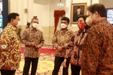 Anggaran Pertahanan...