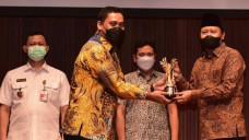 Ajak Belanja ke Tetangga,...