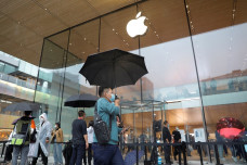 Terbongkar, Apple dan...