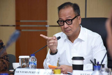 Menperin Usul Diskon...