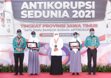 Gubernur Khofifah Sebut...