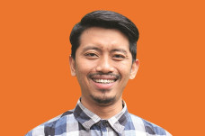 Menyelamatkan Pendidikan...